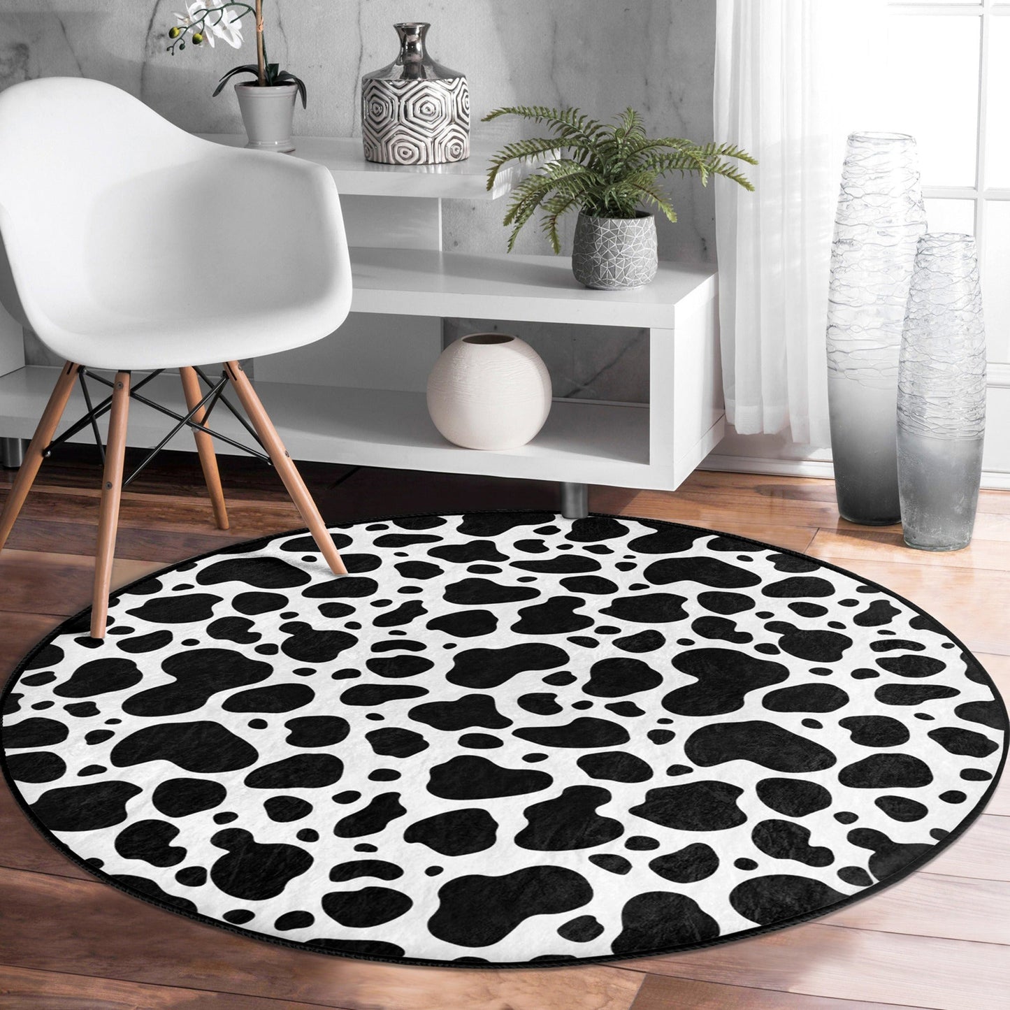 Dalmatian Dot Pattern Decorative Washable Round Rug | Homeezone